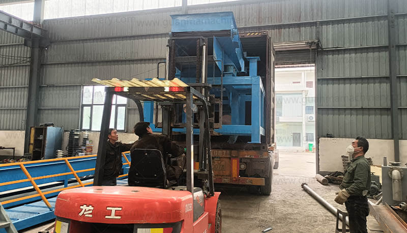 Lead Acid Battery Recycling Line Delivered